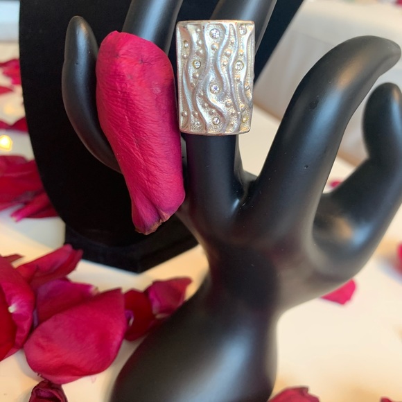 JENAVI statement ring - Picture 4 of 5